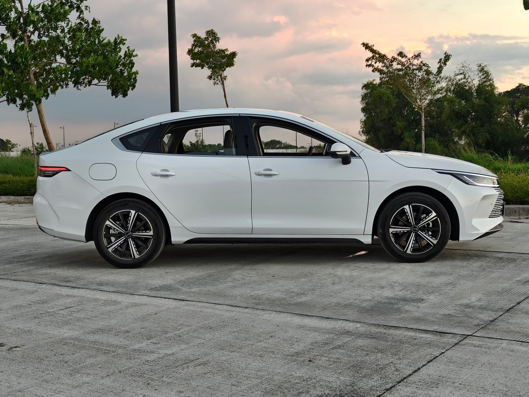 seal5 BYD Seal 5: Mẫu Dm-i Hybrid đáng mua nhất phân khúc hạng C
